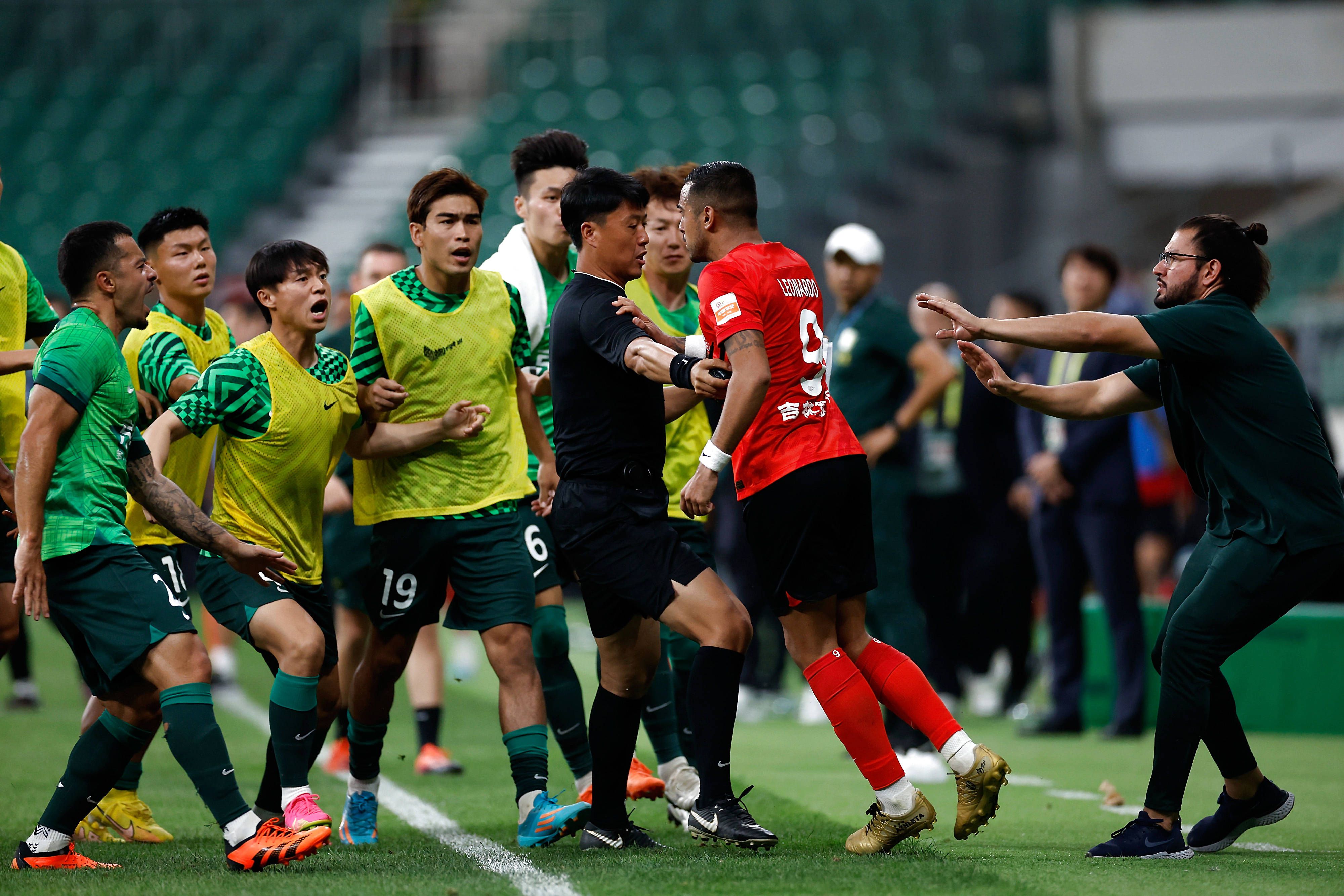 最终米兰1-0佛罗伦萨。